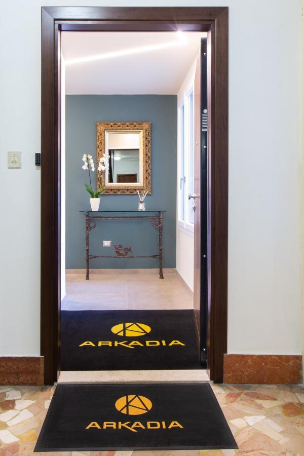 Arkadia Rooms & Apartments Cagliari Extérieur photo